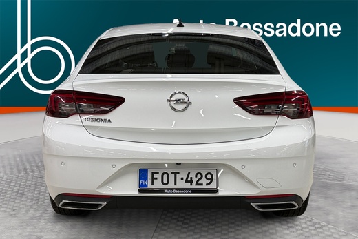 Opel Insignia vaihtoauto