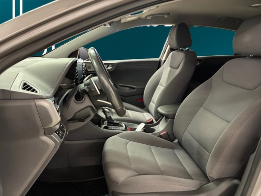 Hyundai IONIQ hybrid vaihtoauto
