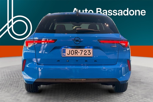 Opel Astra vaihtoauto