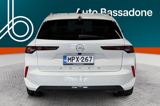 Opel Astra vaihtoauto