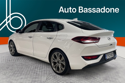 Hyundai i30 Fastback vaihtoauto