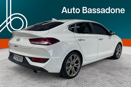 Hyundai i30 Fastback vaihtoauto