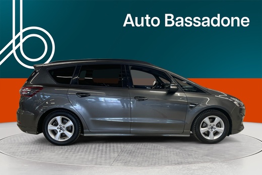 Ford S-MAX vaihtoauto