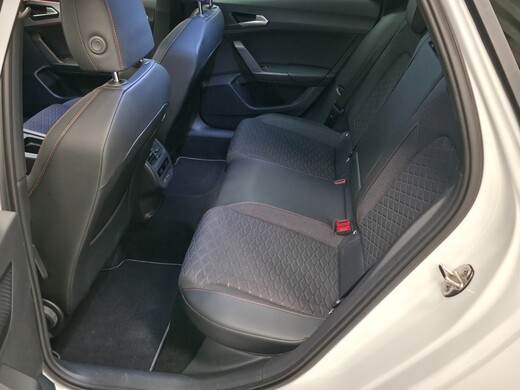 SEAT Leon Sportstourer vaihtoauto
