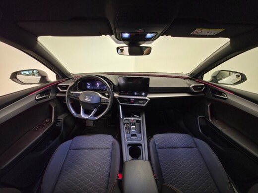 SEAT Leon Sportstourer vaihtoauto