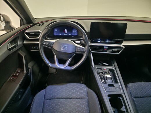 SEAT Leon Sportstourer vaihtoauto