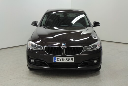 BMW 320 vaihtoauto