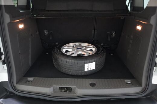 Ford Tourneo Connect vaihtoauto