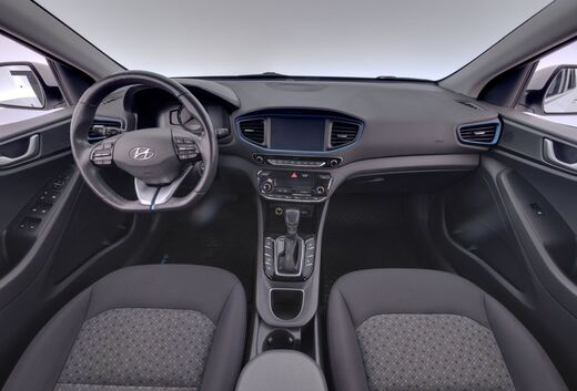 Hyundai IONIQ plug-in vaihtoauto