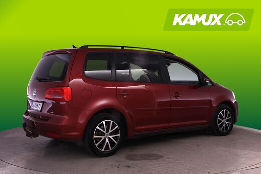 Volkswagen Touran vaihtoauto