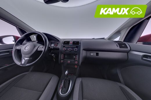 Volkswagen Touran vaihtoauto