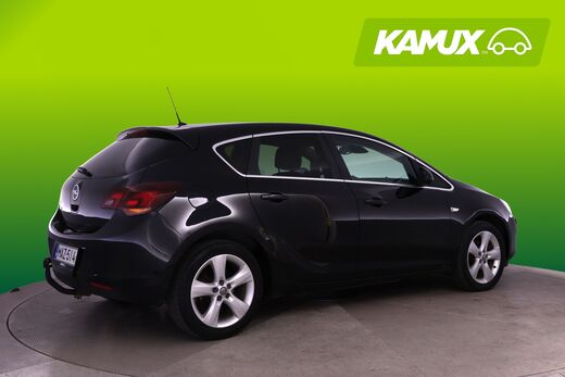 Opel Astra vaihtoauto