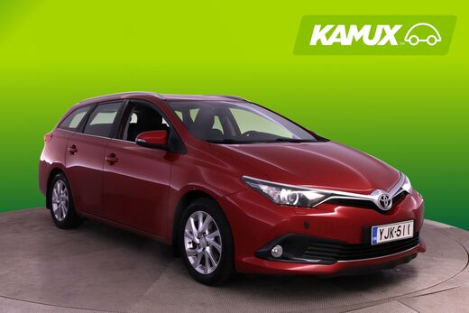 Toyota Auris vaihtoauto