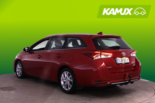 Toyota Auris vaihtoauto
