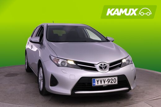 Toyota Auris vaihtoauto