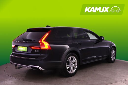 Volvo V90 Cross Country vaihtoauto
