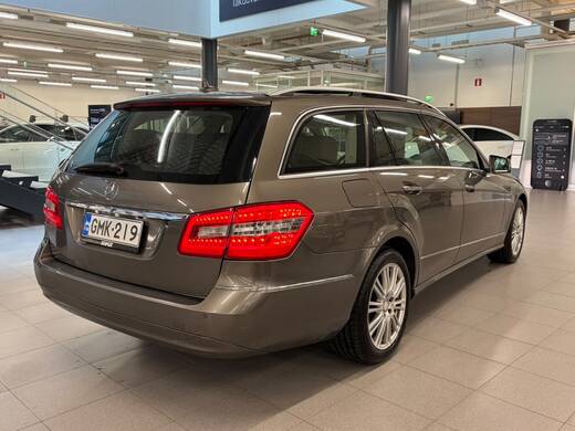 Mercedes-Benz E vaihtoauto