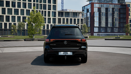 Mercedes-Benz EQB vaihtoauto