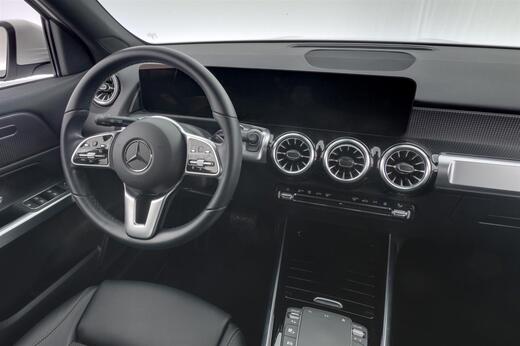 Mercedes-Benz EQB vaihtoauto