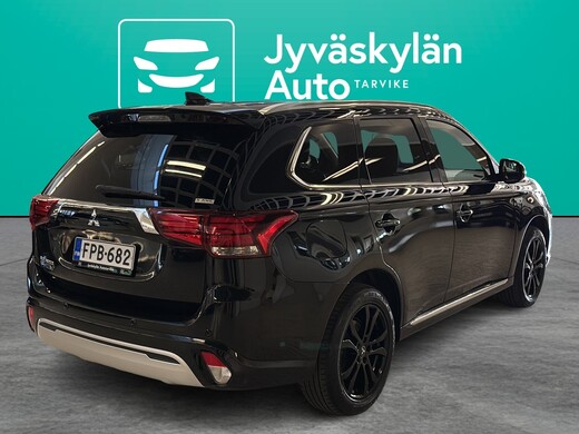 Mitsubishi Outlander PHEV vaihtoauto