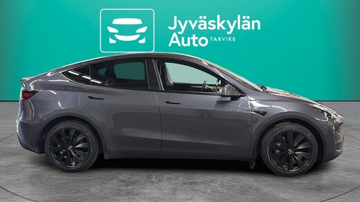 Tesla Model Y vaihtoauto