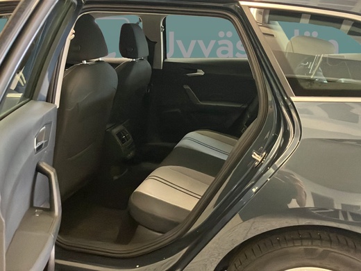 SEAT Leon Sportstourer vaihtoauto