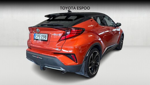 Toyota C-HR vaihtoauto