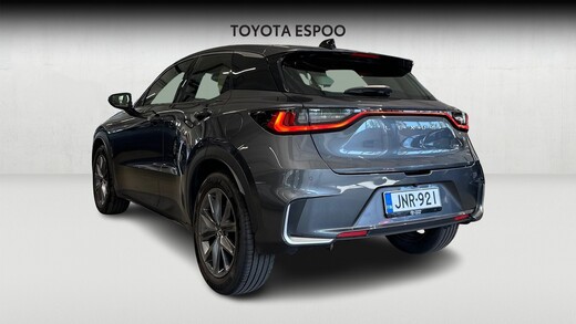 Lexus LBX vaihtoauto