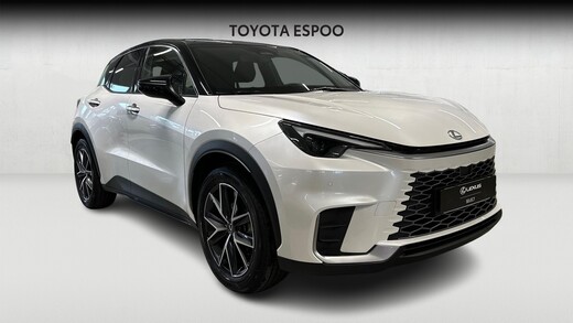 Lexus LBX vaihtoauto