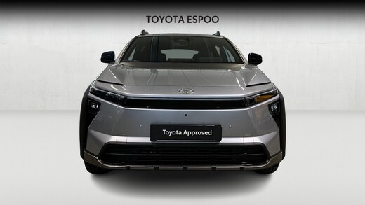 Toyota bZ4X Touring vaihtoauto