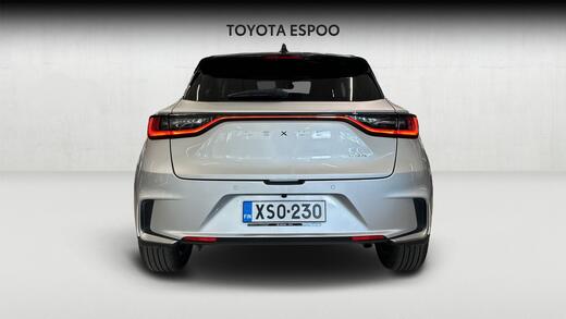 Lexus LBX vaihtoauto