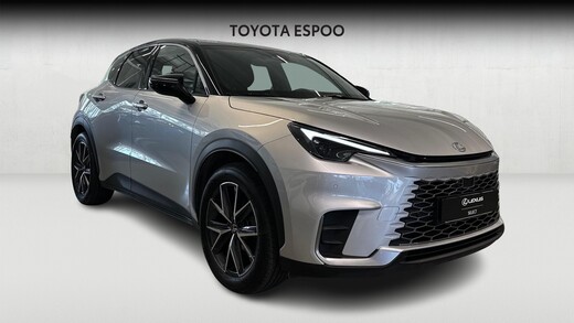 Lexus LBX vaihtoauto