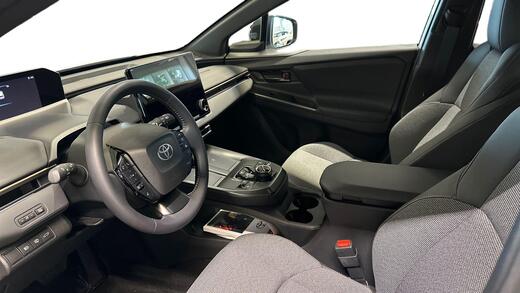 Toyota bZ4X Touring vaihtoauto