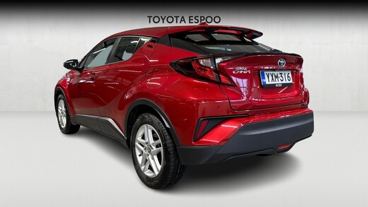 Toyota C-HR vaihtoauto