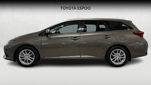 Toyota Auris vaihtoauto