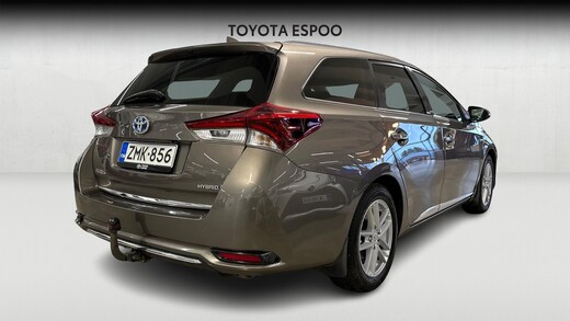 Toyota Auris vaihtoauto