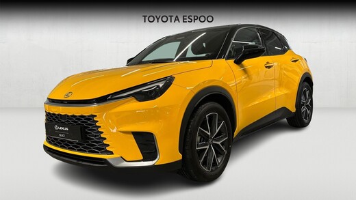 Lexus LBX vaihtoauto