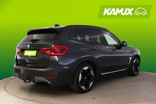 BMW iX3 vaihtoauto