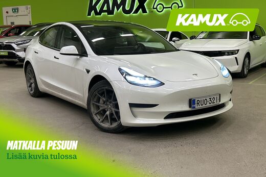 Tesla Model 3 vaihtoauto