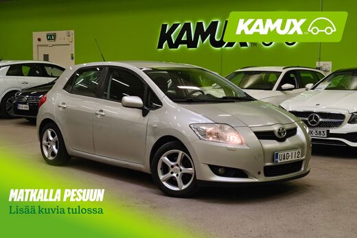 Toyota Auris vaihtoauto