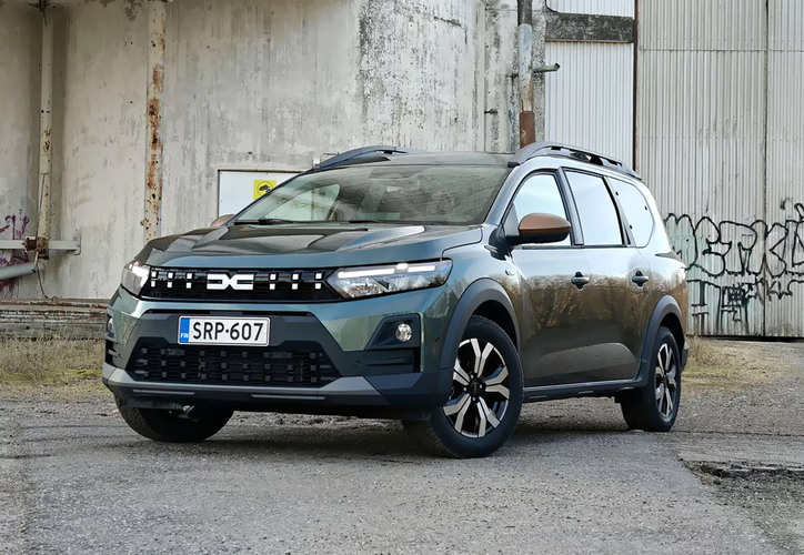 Koeajo: Dacia Jogger tarjoaa tilaa seitsemälle edullisesti