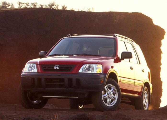 Autoesittely Honda CR-V 1995-2001