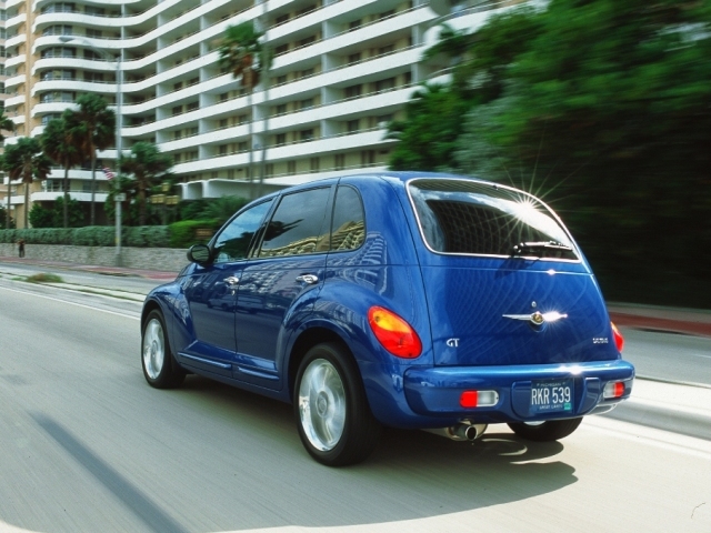 Autoesittely Chrysler PT Cruiser (2002)