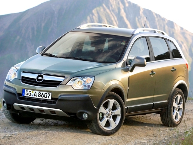 Autoesittely Opel Antara (2008)