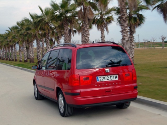 Autoesittely Seat Alhambra (2008)