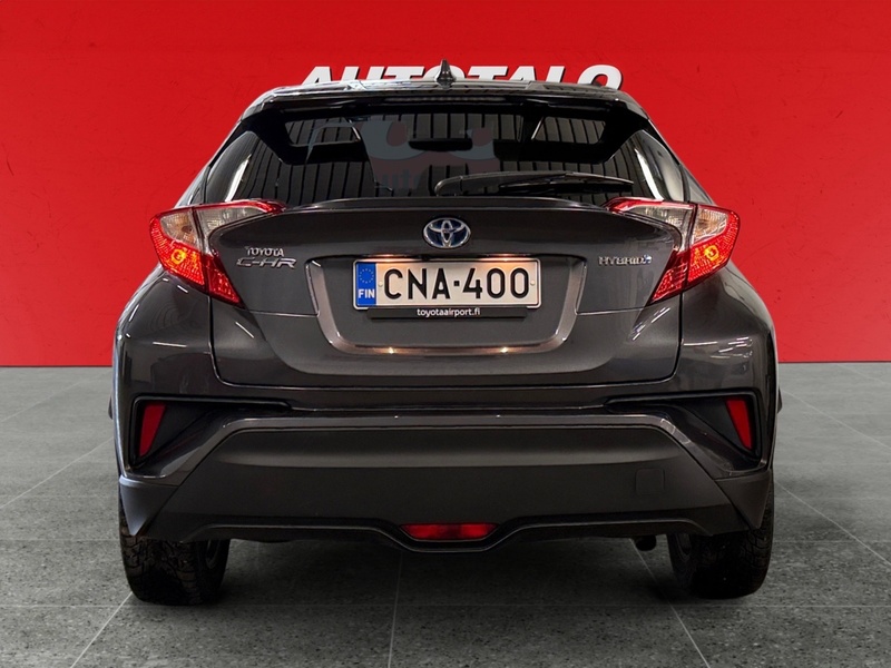 Toyota C-HR vaihtoauto