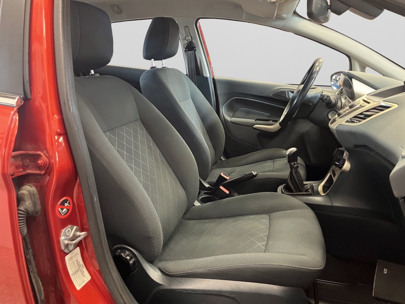 Ford Fiesta vaihtoauto