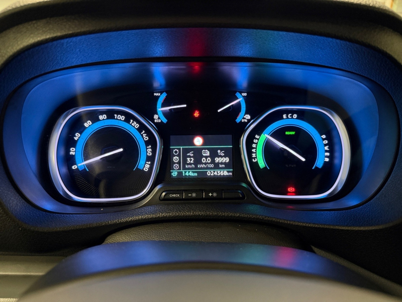 Opel Vivaro-e vaihtoauto