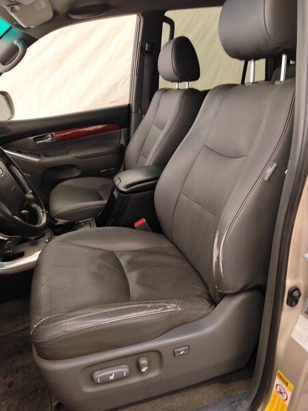 Toyota Land Cruiser vaihtoauto