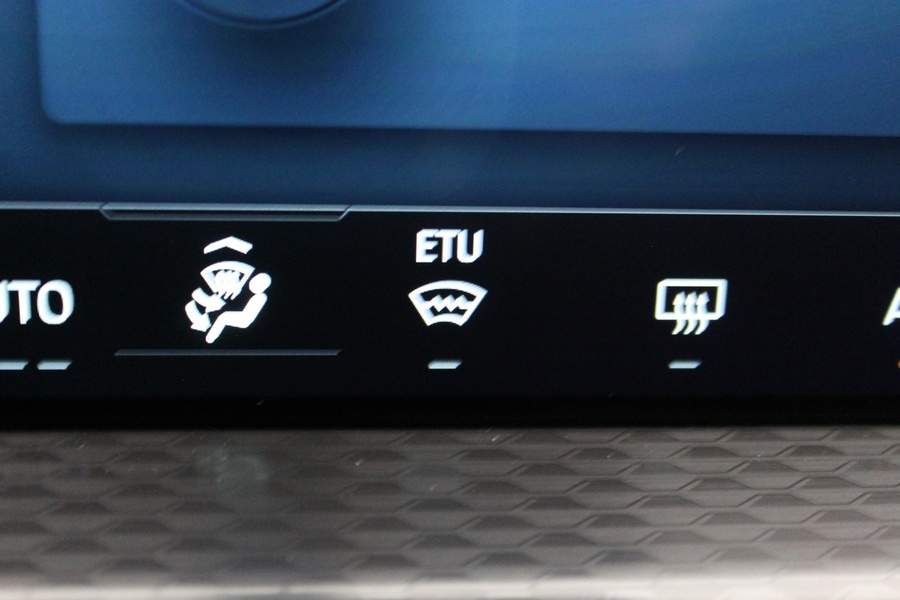 2.5 Ladattava hybridi (PHEV) 243hv FWD CVT Titanium - | Korko 0% | Rahoituskulut 0€ | 360-kamera | BLIS | heti ajoon Ford Kuga